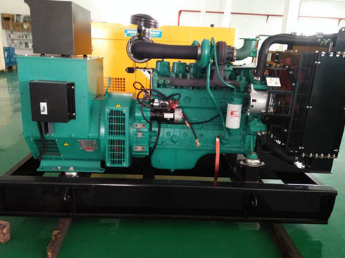 80kw康明斯發機電組.jpg