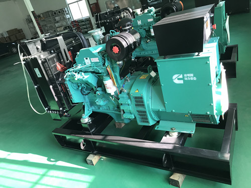 50kw春風康明斯發機電組2.jpg