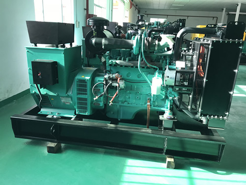 100kw春風康明斯發機電組2.jpg