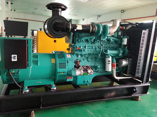 300kw重慶康明斯發機電組8.jpg